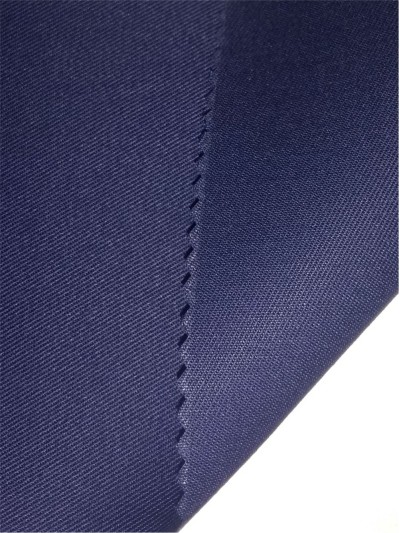 XX-FSSY/YULG  CVC 60/40 FR twill fabric 21S*21S/108*58 220GSM 側面照